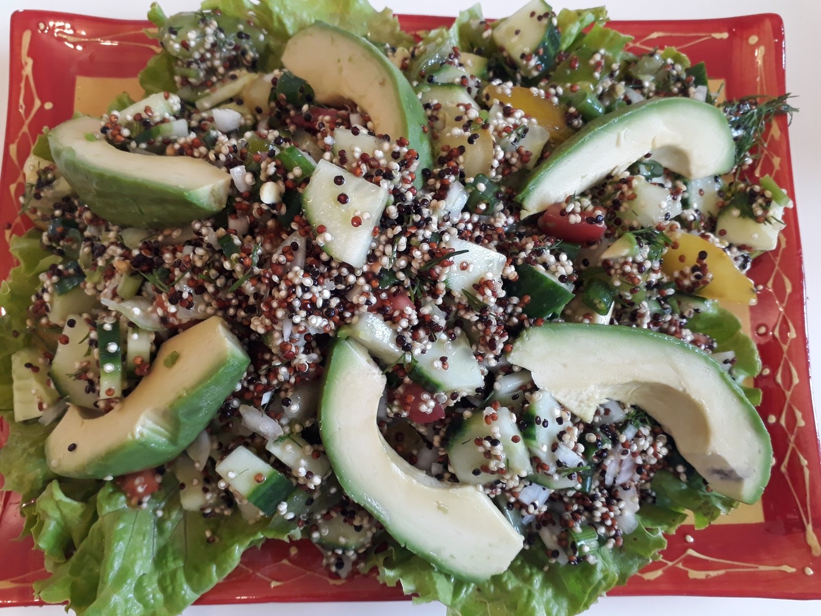 Lee más sobre el artículo Salade Detox au Quinoa et Avocat